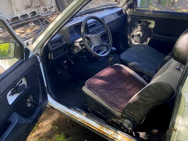 Белый ЗАЗ Таврия, объемом двигателя 1.3 л и пробегом 0 тыс. км за 350 $, фото 4 на Automoto.ua