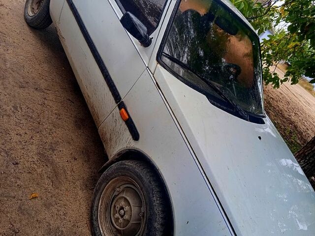 Білий ЗАЗ Таврія, об'ємом двигуна 1.2 л та пробігом 310 тис. км за 400 $, фото 1 на Automoto.ua