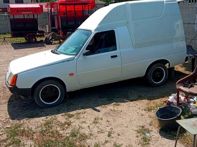 Белый ЗАЗ Таврия, объемом двигателя 1.2 л и пробегом 200 тыс. км за 967 $, фото 9 на Automoto.ua