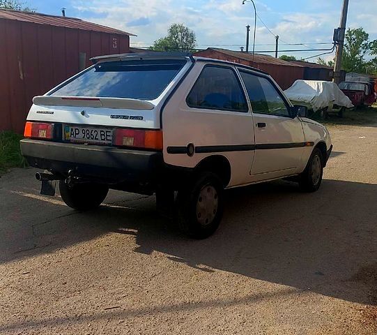 Белый ЗАЗ Таврия, объемом двигателя 11 л и пробегом 0 тыс. км за 670 $, фото 2 на Automoto.ua