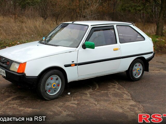 Белый ЗАЗ Таврия, объемом двигателя 1.2 л и пробегом 120 тыс. км за 850 $, фото 3 на Automoto.ua