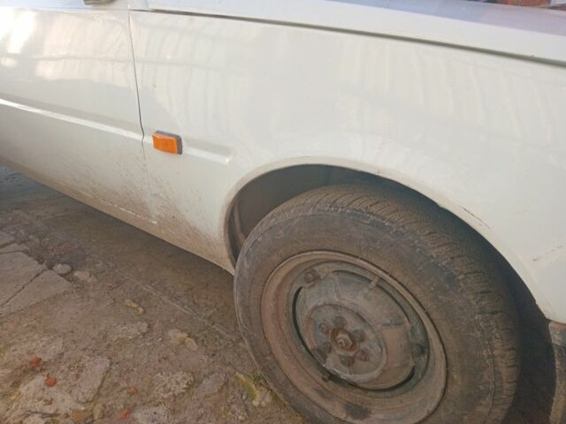 Белый ЗАЗ Таврия, объемом двигателя 1.2 л и пробегом 39 тыс. км за 1000 $, фото 4 на Automoto.ua