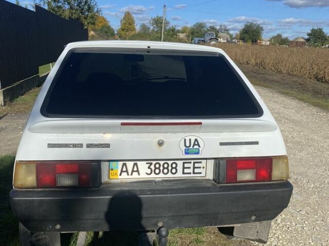 Белый ЗАЗ Таврия, объемом двигателя 1.1 л и пробегом 180 тыс. км за 850 $, фото 6 на Automoto.ua