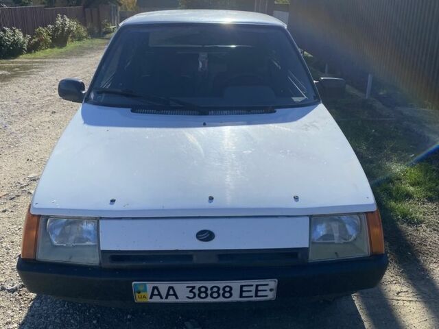 Белый ЗАЗ Таврия, объемом двигателя 1.1 л и пробегом 180 тыс. км за 850 $, фото 1 на Automoto.ua