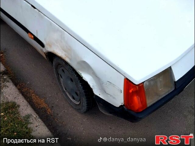 ЗАЗ Таврия 2000 в Днепре (Днепропетровске) на Automoto.ua Белый ЗАЗ Таврия, объемом двигателя 1.1 л и пробегом 0 тыс. км за 400 $, фото 2 на Automoto.ua
