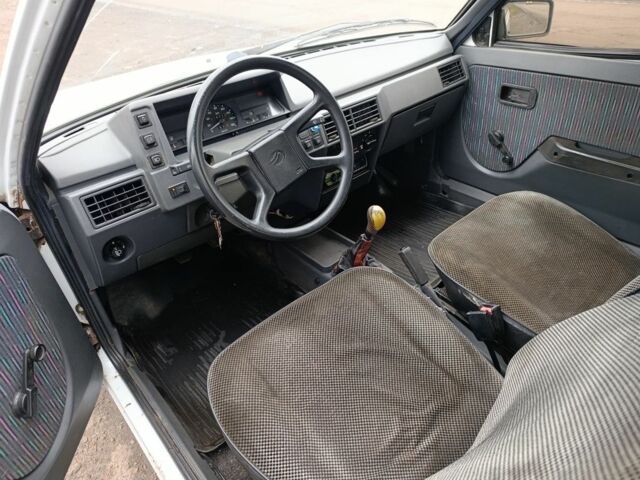 Білий ЗАЗ Таврія, об'ємом двигуна 1.2 л та пробігом 200 тис. км за 799 $, фото 5 на Automoto.ua