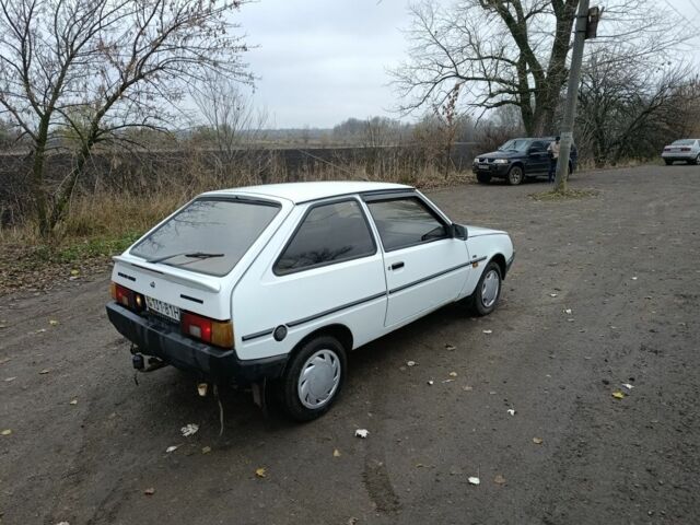 Білий ЗАЗ Таврія, об'ємом двигуна 1.2 л та пробігом 200 тис. км за 799 $, фото 1 на Automoto.ua