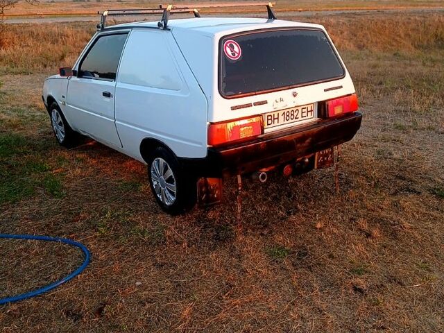 Белый ЗАЗ Таврия, объемом двигателя 1.2 л и пробегом 0 тыс. км за 1200 $, фото 4 на Automoto.ua