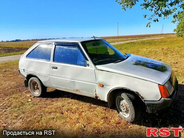Белый ЗАЗ Таврия, объемом двигателя 1.2 л и пробегом 0 тыс. км за 370 $, фото 2 на Automoto.ua
