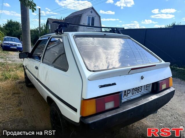Белый ЗАЗ Таврия, объемом двигателя 1.2 л и пробегом 200 тыс. км за 500 $, фото 3 на Automoto.ua