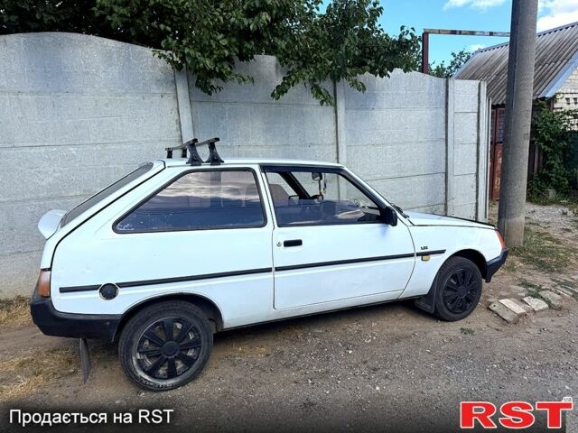 Белый ЗАЗ Таврия, объемом двигателя 1.2 л и пробегом 200 тыс. км за 500 $, фото 7 на Automoto.ua