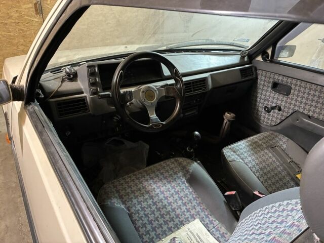 Белый ЗАЗ Таврия, объемом двигателя 1.2 л и пробегом 120 тыс. км за 350 $, фото 2 на Automoto.ua