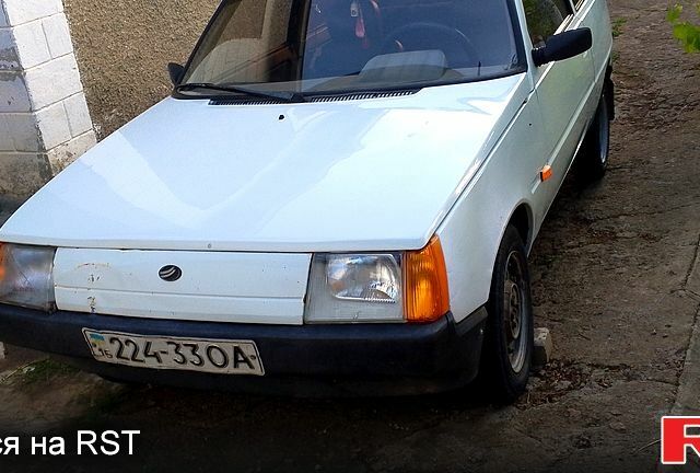 Белый ЗАЗ Таврия, объемом двигателя 1.2 л и пробегом 43 тыс. км за 750 $, фото 2 на Automoto.ua