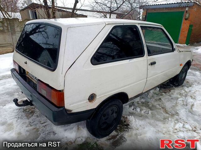 Белый ЗАЗ Таврия, объемом двигателя 1.2 л и пробегом 222 тыс. км за 290 $, фото 5 на Automoto.ua