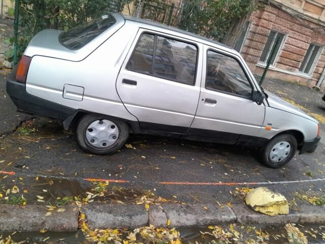 Белый ЗАЗ Таврия, объемом двигателя 0 л и пробегом 157 тыс. км за 591 $, фото 1 на Automoto.ua