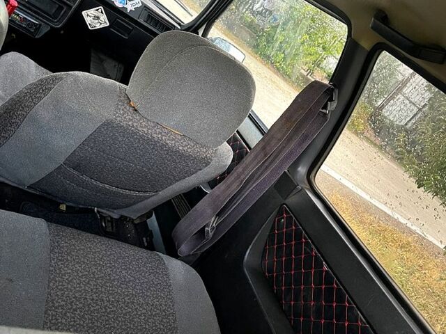 Белый ЗАЗ Таврия, объемом двигателя 1.1 л и пробегом 122 тыс. км за 650 $, фото 9 на Automoto.ua