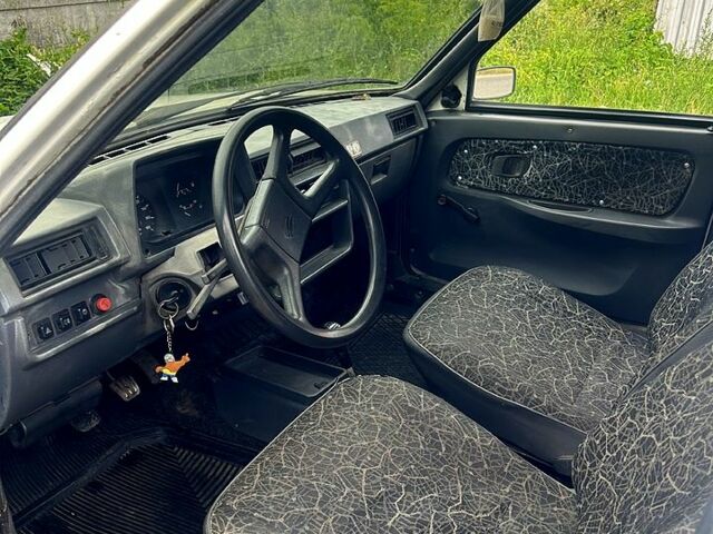 Белый ЗАЗ Таврия, объемом двигателя 1.2 л и пробегом 178 тыс. км за 800 $, фото 5 на Automoto.ua