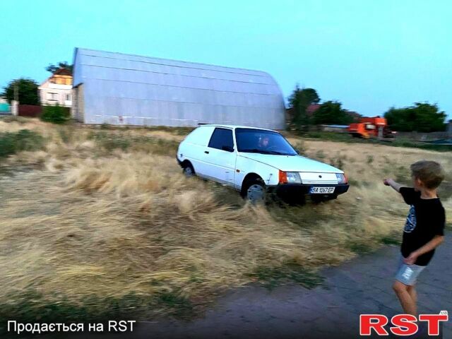 Белый ЗАЗ Таврия, объемом двигателя 1.2 л и пробегом 112 тыс. км за 650 $, фото 6 на Automoto.ua