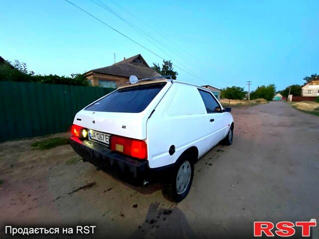 Белый ЗАЗ Таврия, объемом двигателя 1.2 л и пробегом 112 тыс. км за 650 $, фото 3 на Automoto.ua