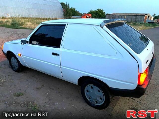 Белый ЗАЗ Таврия, объемом двигателя 1.2 л и пробегом 112 тыс. км за 650 $, фото 1 на Automoto.ua