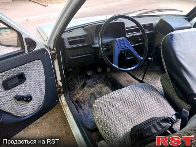 Белый ЗАЗ Таврия, объемом двигателя 1.1 л и пробегом 200 тыс. км за 900 $, фото 6 на Automoto.ua