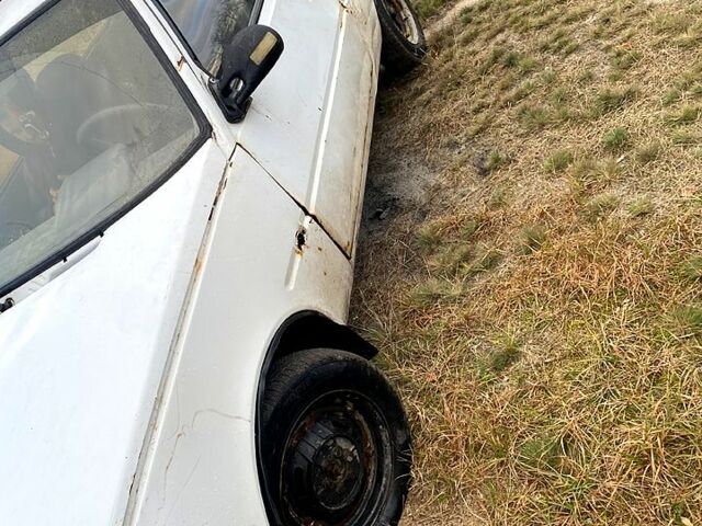 ЗАЗ Таврия 2006 в Вышгороде на Automoto.ua Белый ЗАЗ Таврия, объемом двигателя 1.3 л и пробегом 184 тыс. км за 280 $, фото 3 на Automoto.ua