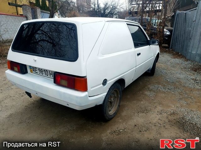 Белый ЗАЗ Таврия, объемом двигателя 1.2 л и пробегом 140 тыс. км за 600 $, фото 3 на Automoto.ua
