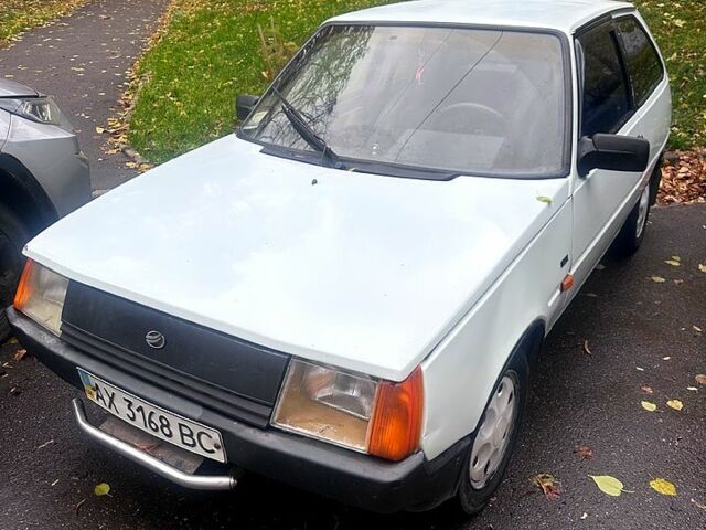 Белый ЗАЗ Таврия, объемом двигателя 1.2 л и пробегом 380 тыс. км за 550 $, фото 4 на Automoto.ua