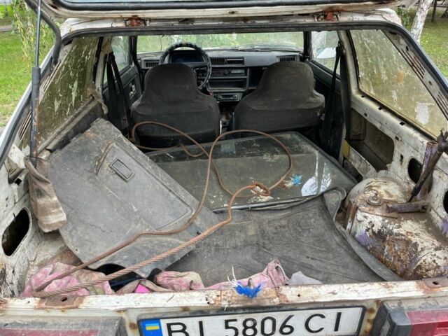 Белый ЗАЗ Таврия, объемом двигателя 1.1 л и пробегом 750 тыс. км за 241 $, фото 3 на Automoto.ua