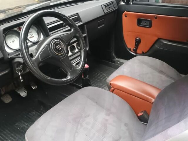 Белый ЗАЗ Таврия, объемом двигателя 1.1 л и пробегом 250 тыс. км за 946 $, фото 3 на Automoto.ua