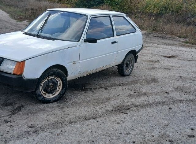 Белый ЗАЗ Таврия, объемом двигателя 1.2 л и пробегом 200 тыс. км за 389 $, фото 1 на Automoto.ua