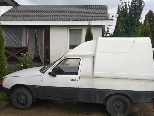 ЗАЗ Таврія 2006 у Вышгороде на Automoto.ua Білий ЗАЗ Таврія, об'ємом двигуна 1.2 л та пробігом 250 тис. км за 169 $, фото 3 на Automoto.ua