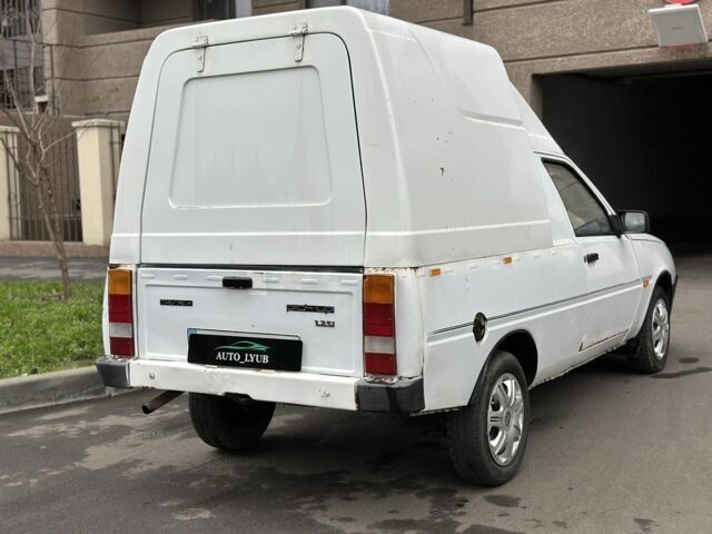 Белый ЗАЗ Таврия, объемом двигателя 1.2 л и пробегом 128 тыс. км за 1100 $, фото 4 на Automoto.ua