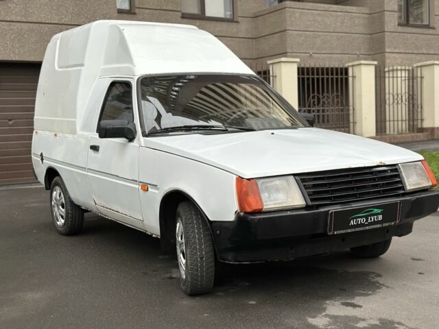 Белый ЗАЗ Таврия, объемом двигателя 1.2 л и пробегом 128 тыс. км за 1100 $, фото 2 на Automoto.ua