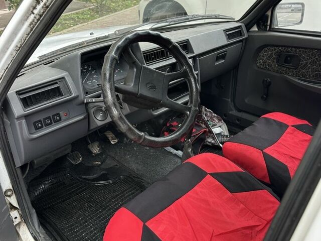 Белый ЗАЗ Таврия, объемом двигателя 1.2 л и пробегом 128 тыс. км за 1100 $, фото 7 на Automoto.ua