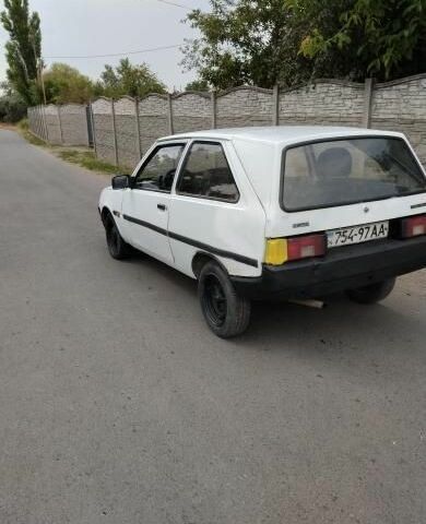 Білий ЗАЗ Таврія, об'ємом двигуна 1.2 л та пробігом 180 тис. км за 541 $, фото 1 на Automoto.ua