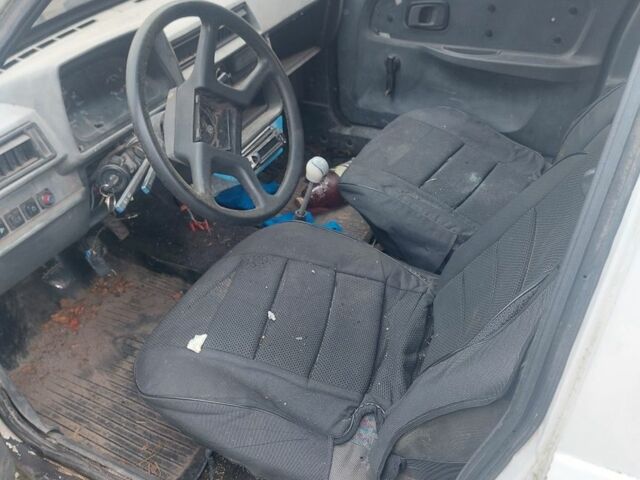 Белый ЗАЗ Таврия, объемом двигателя 1 л и пробегом 200 тыс. км за 237 $, фото 2 на Automoto.ua