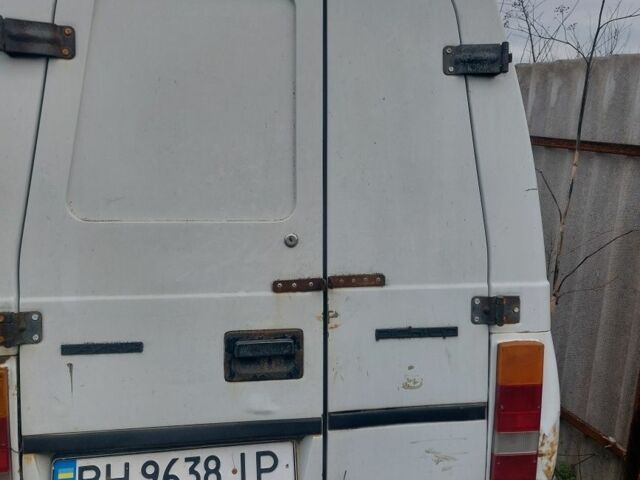 Белый ЗАЗ Таврия, объемом двигателя 1 л и пробегом 200 тыс. км за 237 $, фото 4 на Automoto.ua