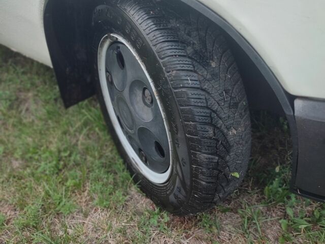 Білий ЗАЗ Таврія, об'ємом двигуна 1.2 л та пробігом 130 тис. км за 1000 $, фото 5 на Automoto.ua