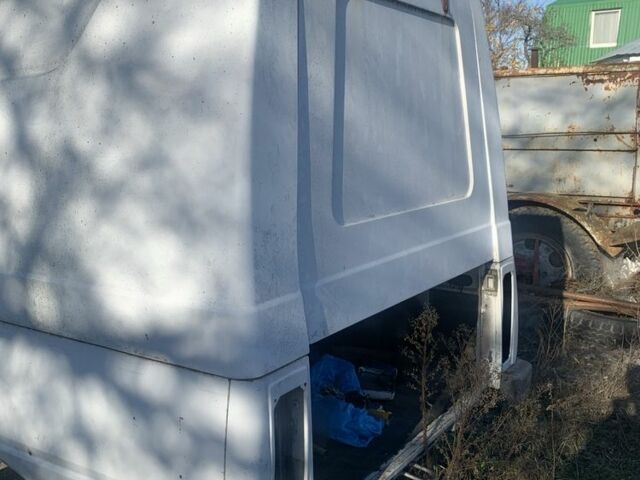 Белый ЗАЗ Таврия, объемом двигателя 1.2 л и пробегом 300 тыс. км за 400 $, фото 7 на Automoto.ua