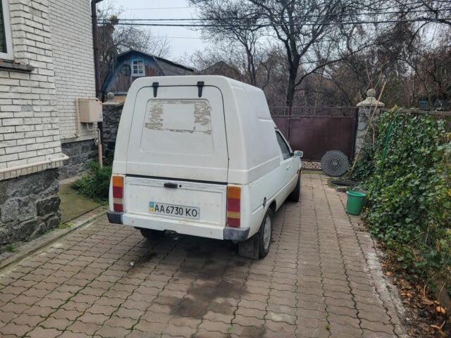 Білий ЗАЗ Таврія, об'ємом двигуна 1.2 л та пробігом 200 тис. км за 850 $, фото 2 на Automoto.ua