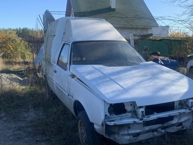 Белый ЗАЗ Таврия, объемом двигателя 1.2 л и пробегом 300 тыс. км за 400 $, фото 5 на Automoto.ua