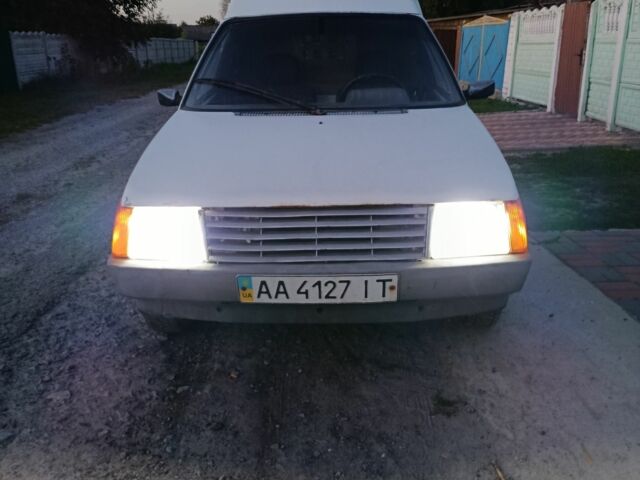 ЗАЗ Таврия 2004 в Житомире на Automoto.ua Белый ЗАЗ Таврия, объемом двигателя 1.25 л и пробегом 210 тыс. км за 1100 $, фото 2 на Automoto.ua