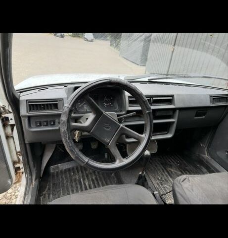 Белый ЗАЗ Таврия, объемом двигателя 0 л и пробегом 400 тыс. км за 700 $, фото 2 на Automoto.ua
