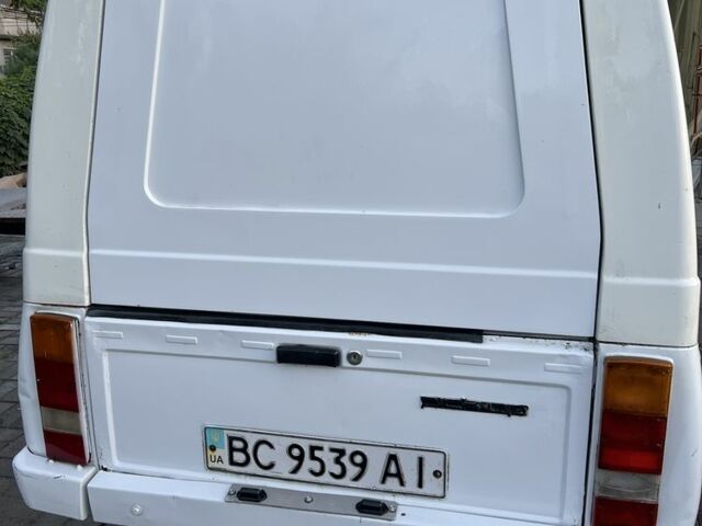 Белый ЗАЗ Таврия, объемом двигателя 1.1 л и пробегом 200 тыс. км за 409 $, фото 1 на Automoto.ua