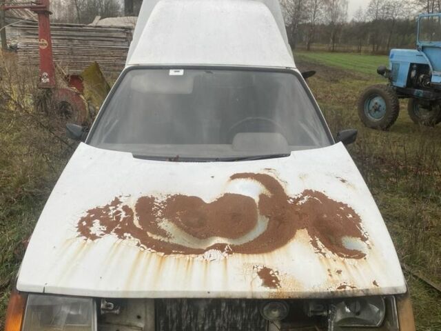 Белый ЗАЗ Таврия, объемом двигателя 1.2 л и пробегом 100 тыс. км за 238 $, фото 6 на Automoto.ua