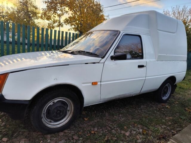 Белый ЗАЗ Таврия, объемом двигателя 1.2 л и пробегом 260 тыс. км за 857 $, фото 1 на Automoto.ua