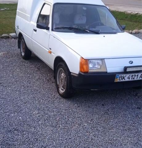 Белый ЗАЗ Таврия, объемом двигателя 1.2 л и пробегом 115 тыс. км за 1600 $, фото 3 на Automoto.ua