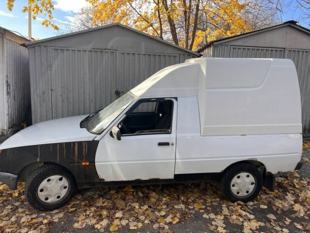 Белый ЗАЗ Таврия, объемом двигателя 1.2 л и пробегом 160 тыс. км за 800 $, фото 1 на Automoto.ua