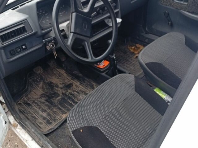 Білий ЗАЗ Таврія, об'ємом двигуна 1.2 л та пробігом 123 тис. км за 1050 $, фото 3 на Automoto.ua